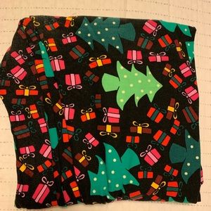 Christmas Lularoe Leggings Size tc2